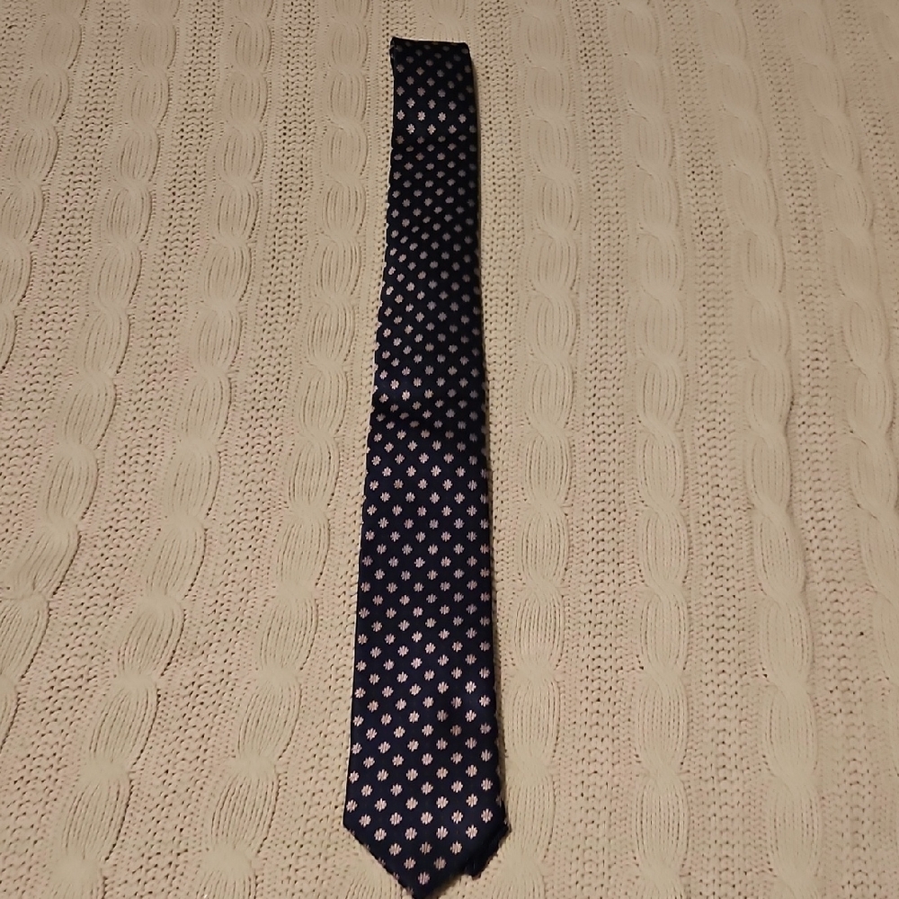 Ike Behar Boys Navy and Floral Tie